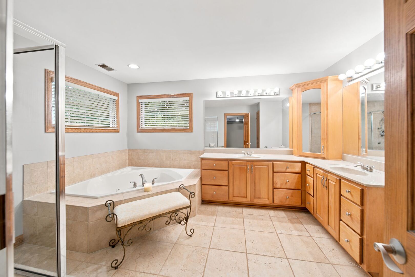 209 Linden Oaks Lane Property Photo 23