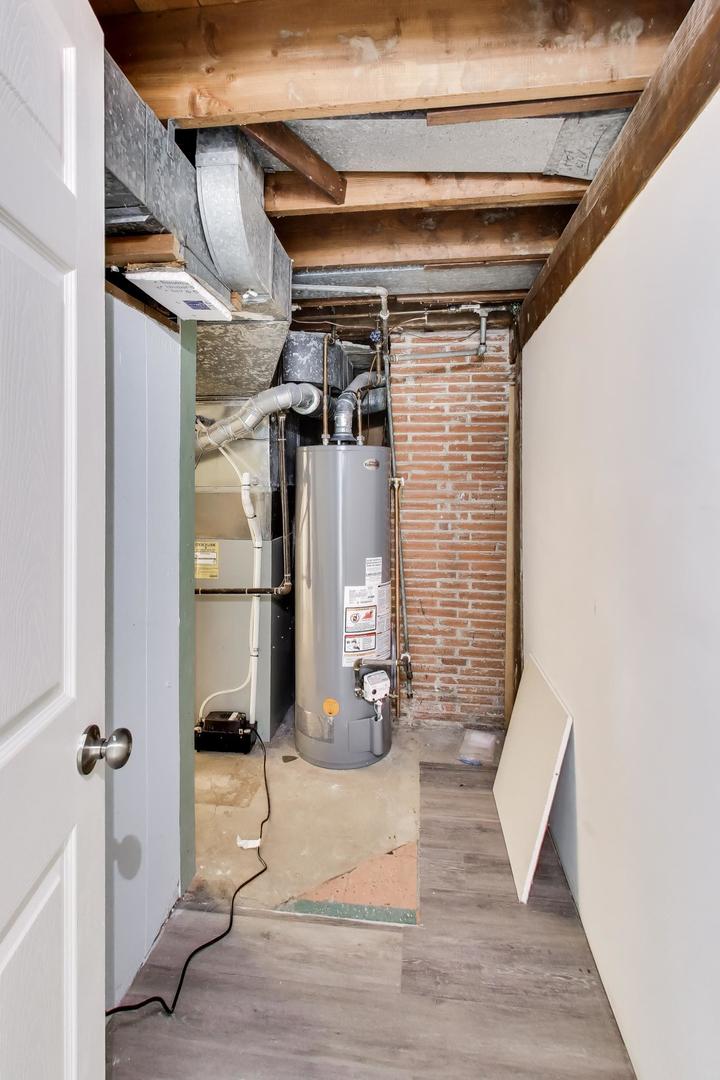 318 S Hale Street Property Photo 39
