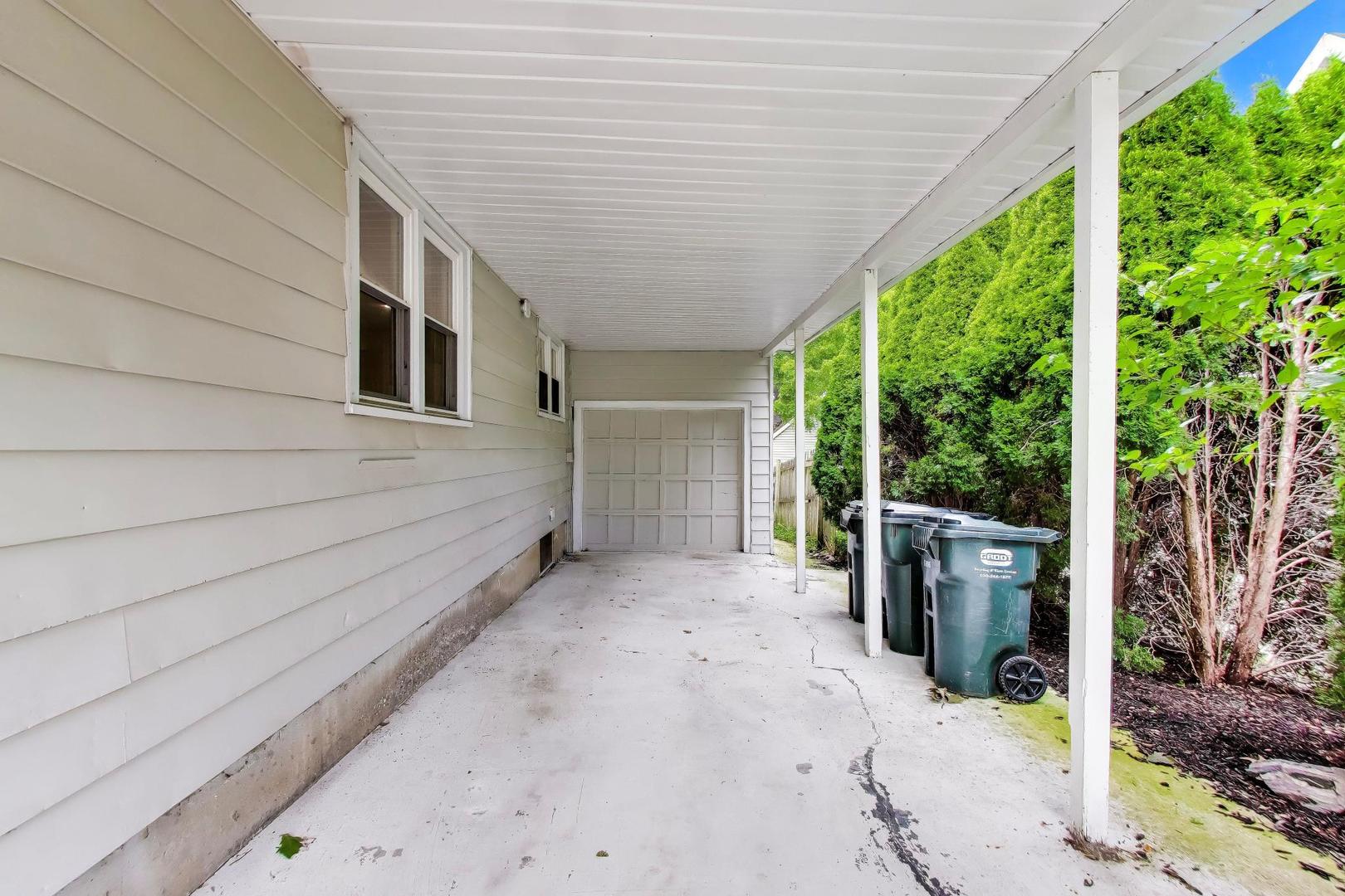 318 S Hale Street Property Photo 55
