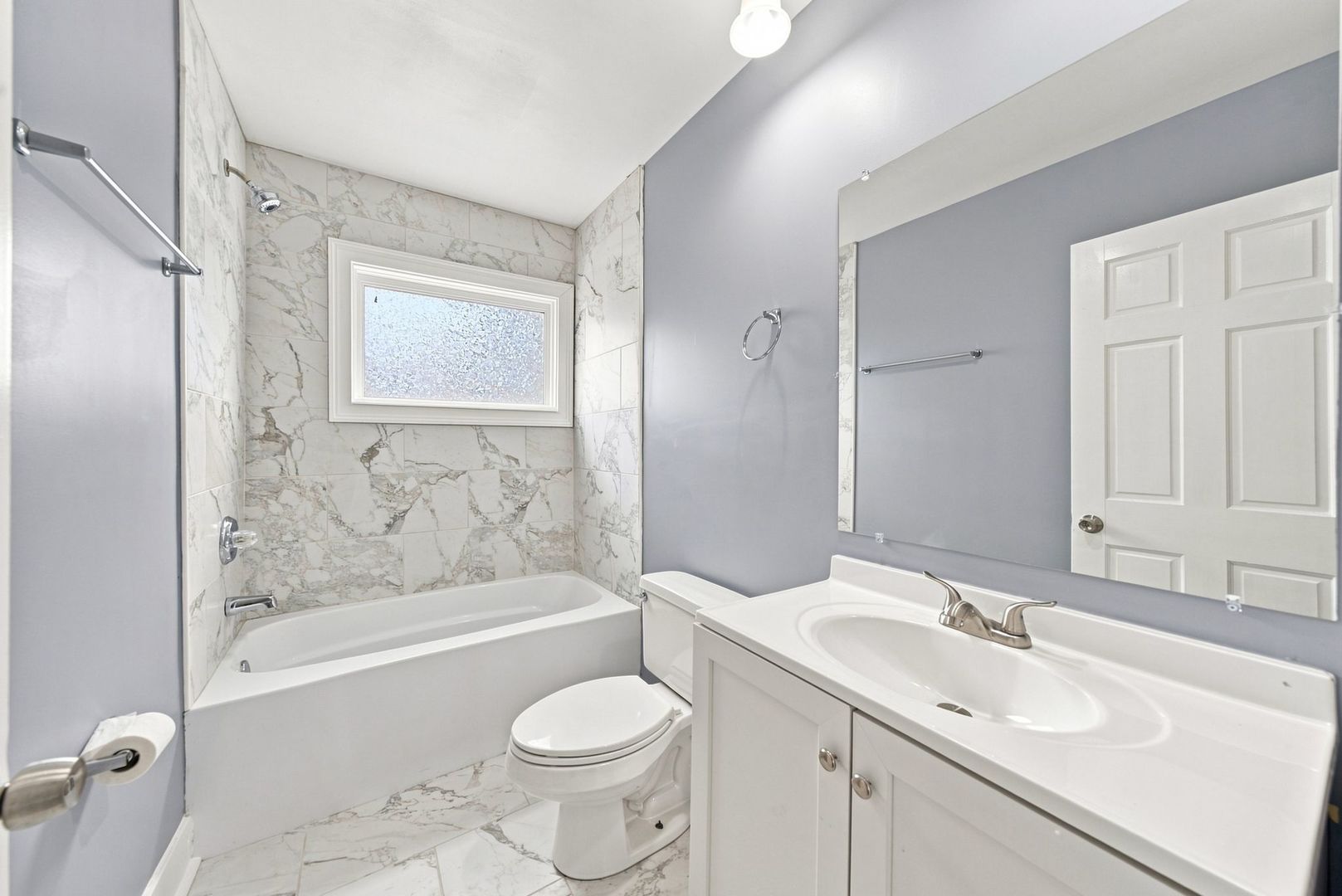 428 E Wilson Street Property Photo 23