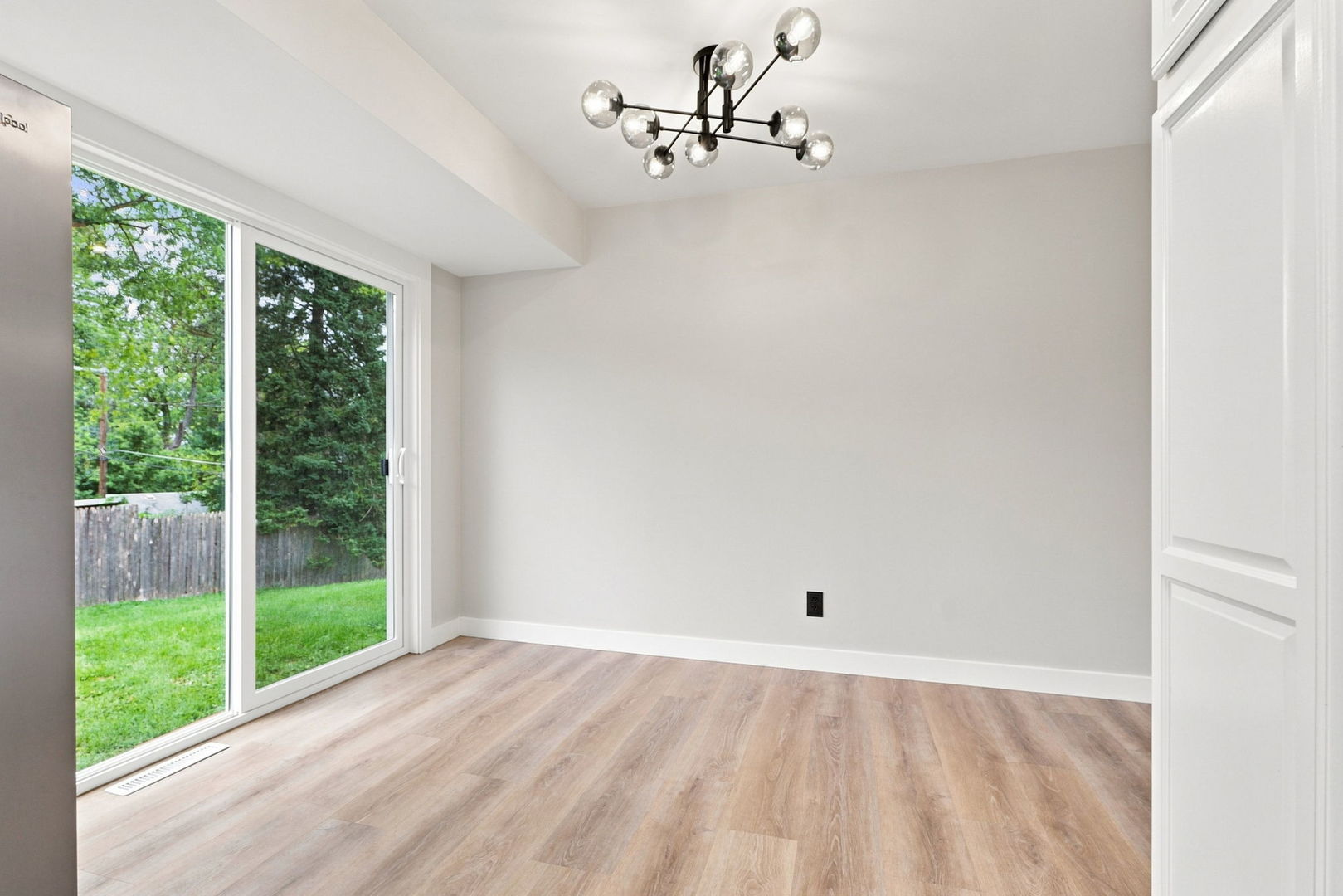 544 Sunset Vale Property Photo 11