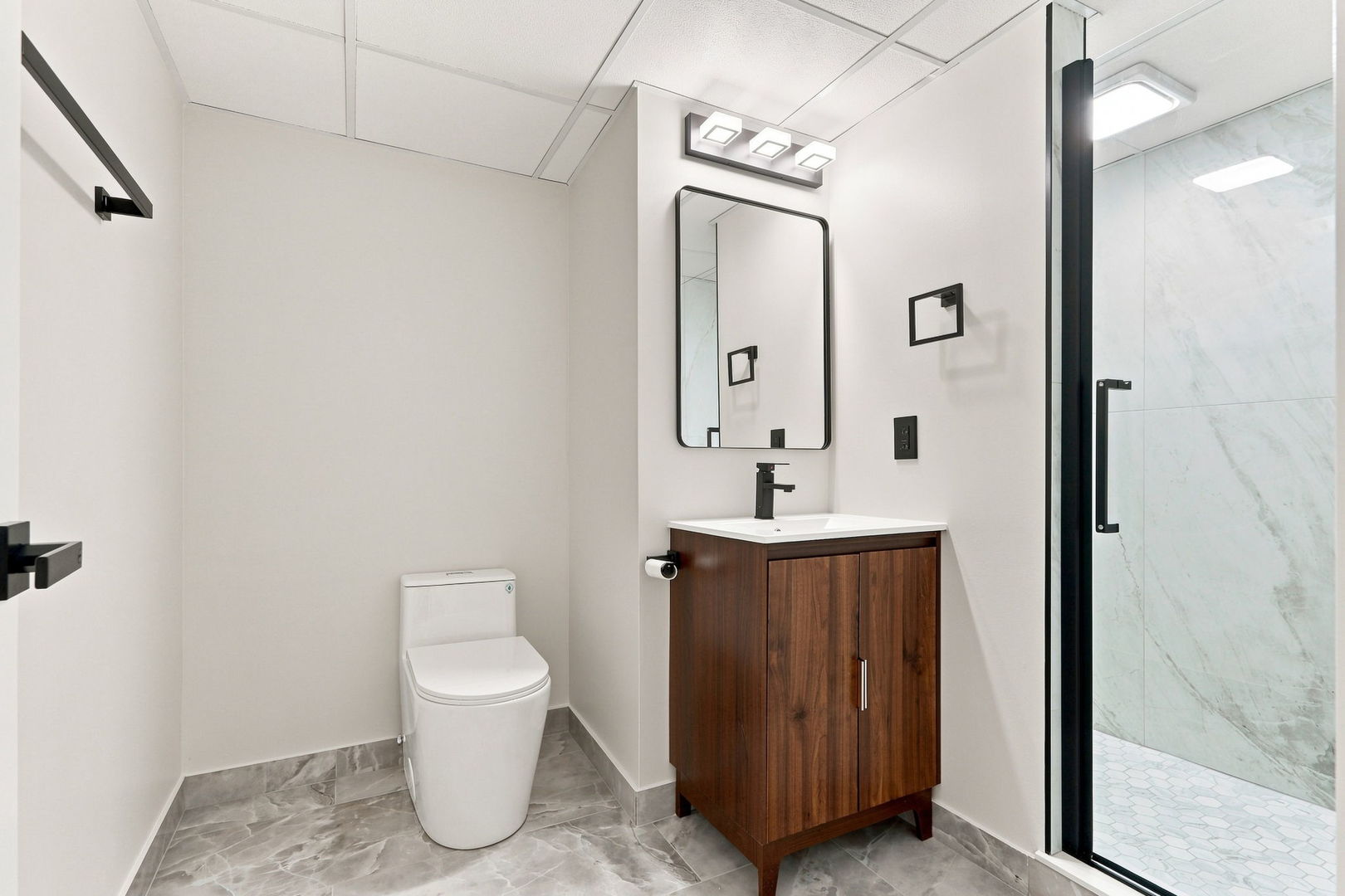 544 Sunset Vale Property Photo 21
