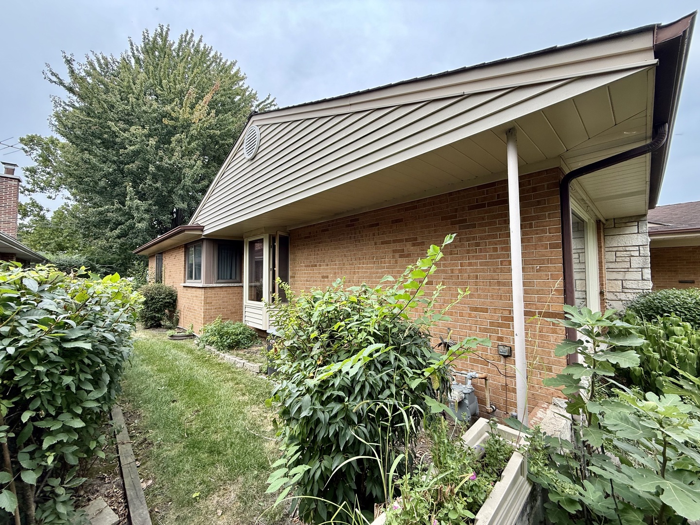 402 S Na Wa Ta Avenue Property Photo 3