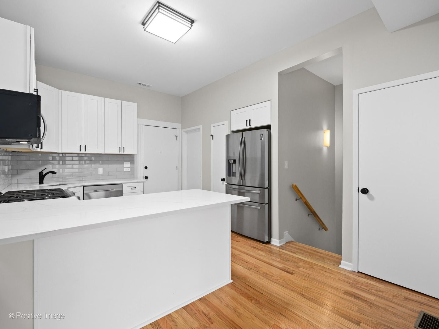 1730 N Wilmot Avenue Property Photo 10