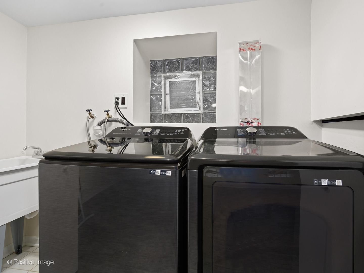 1730 N Wilmot Avenue Property Photo 24