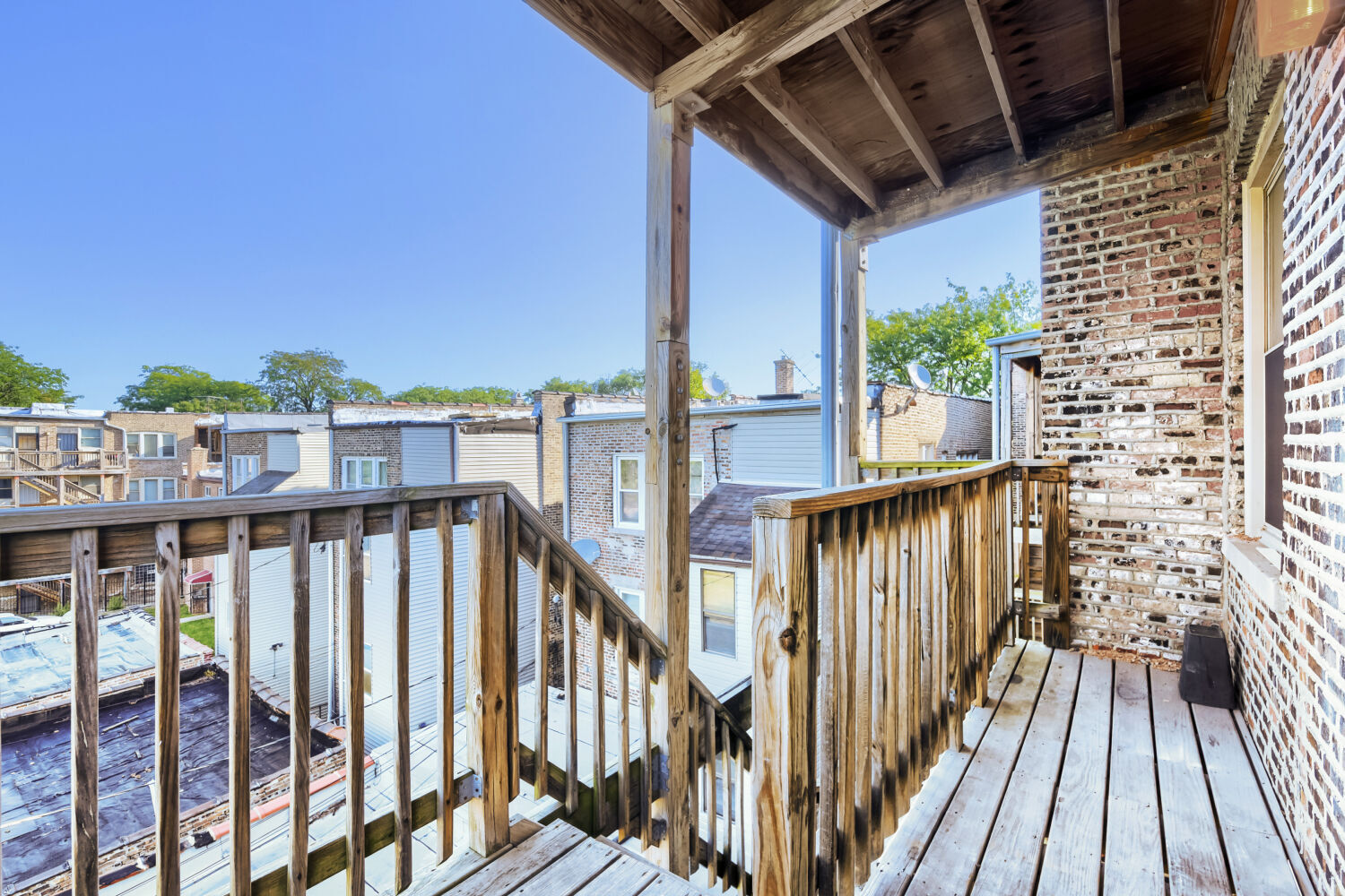 7724 S Cornell Avenue 3u Property Photo 18
