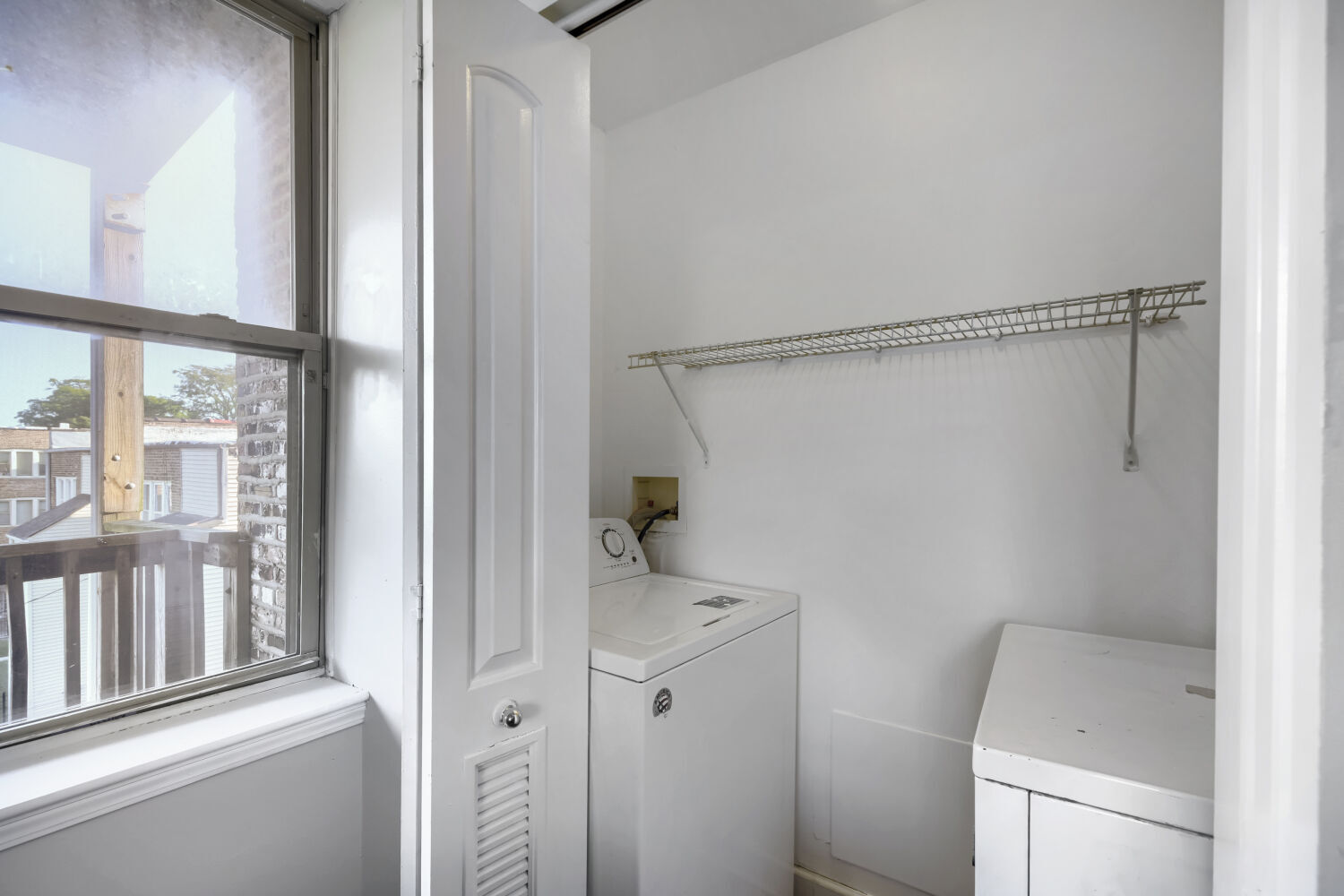 7724 S Cornell Avenue 3u Property Photo 28