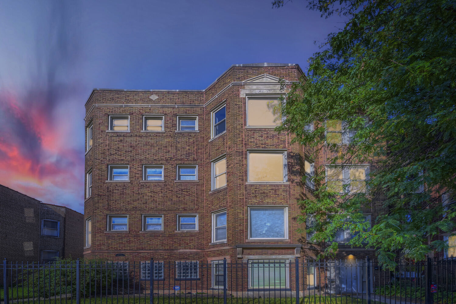 7724 S Cornell Avenue 3u Property Photo 29