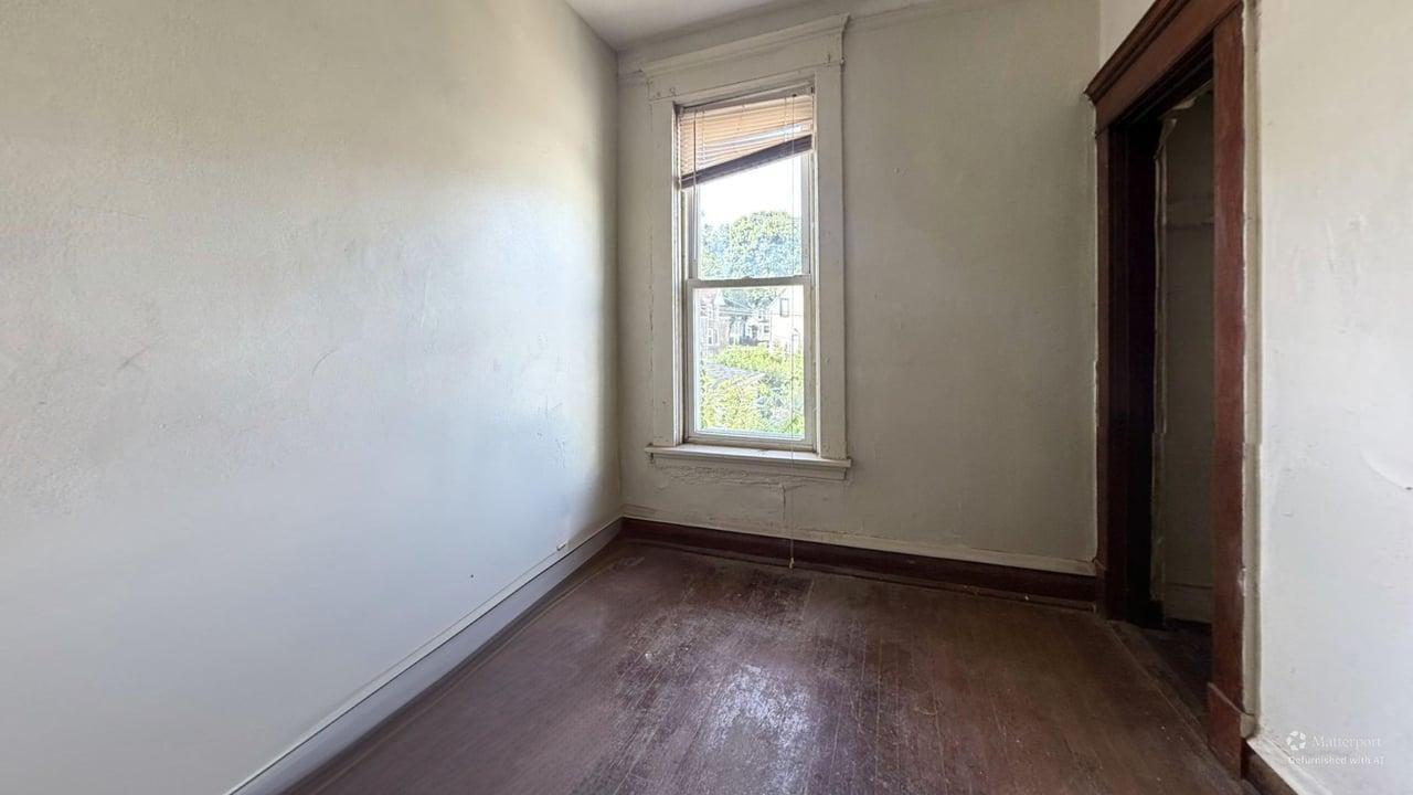 630 E 90th Place Property Photo 16