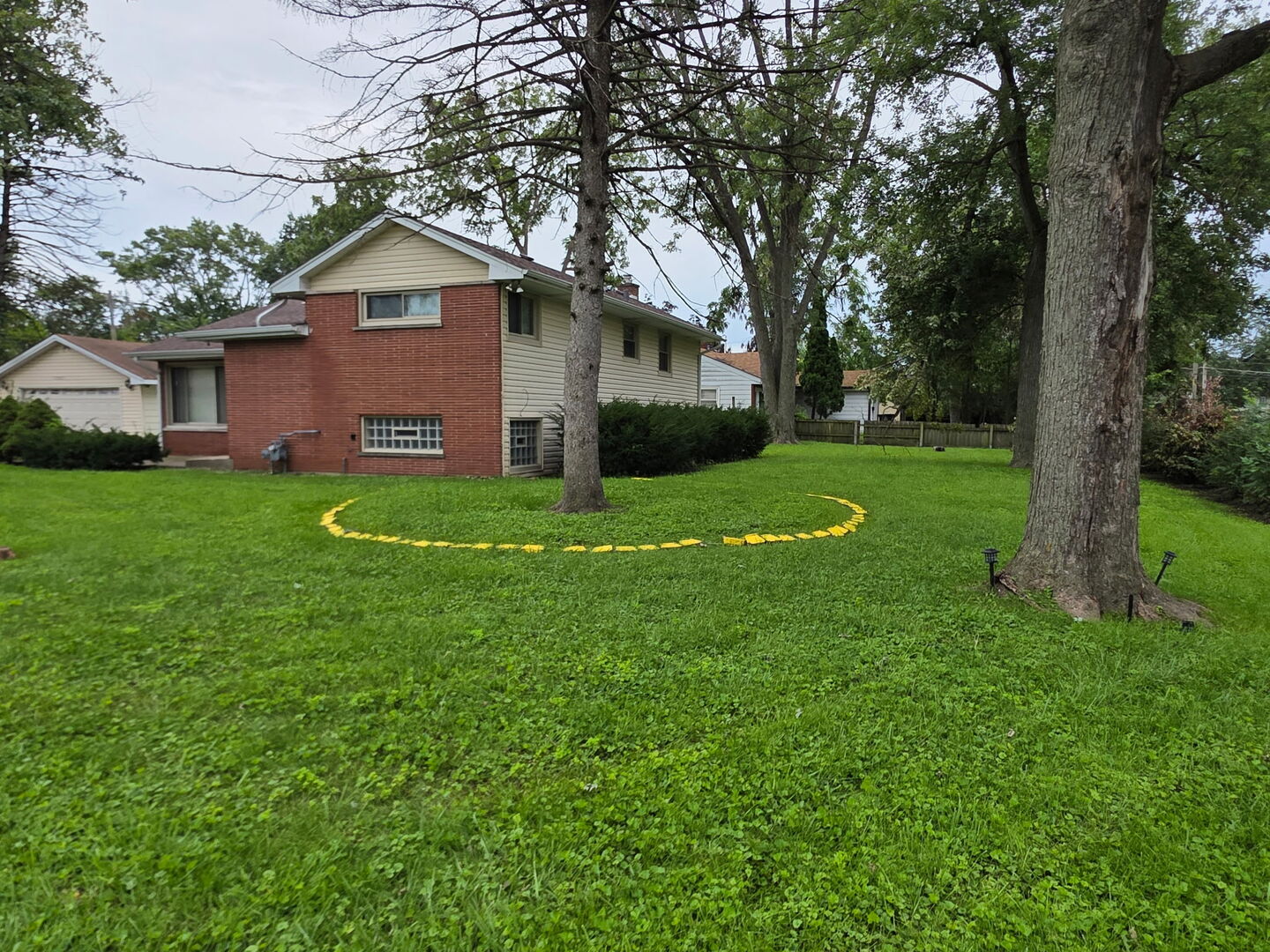 17403 Holmes Avenue Property Photo 2