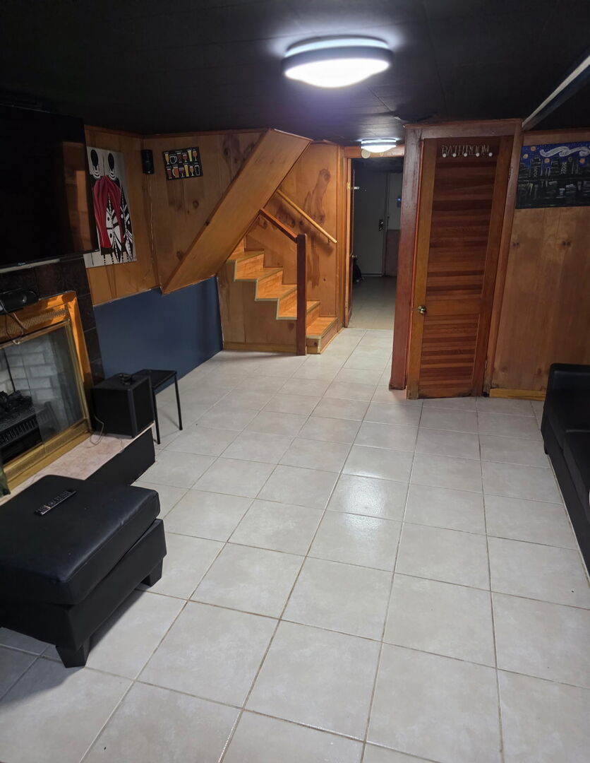 17403 Holmes Avenue Property Photo 12