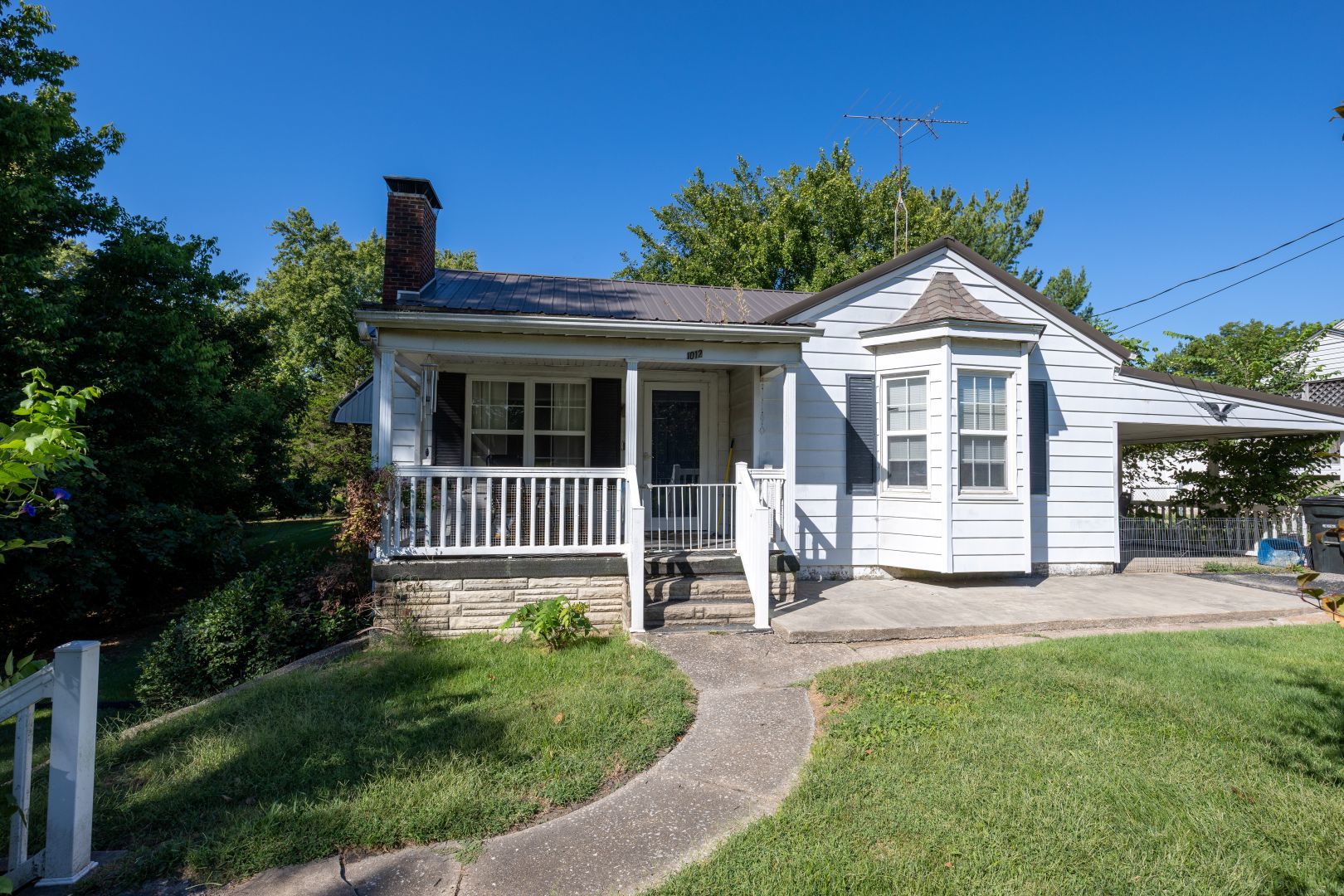 1012 Opdyke Street Property Photo 1