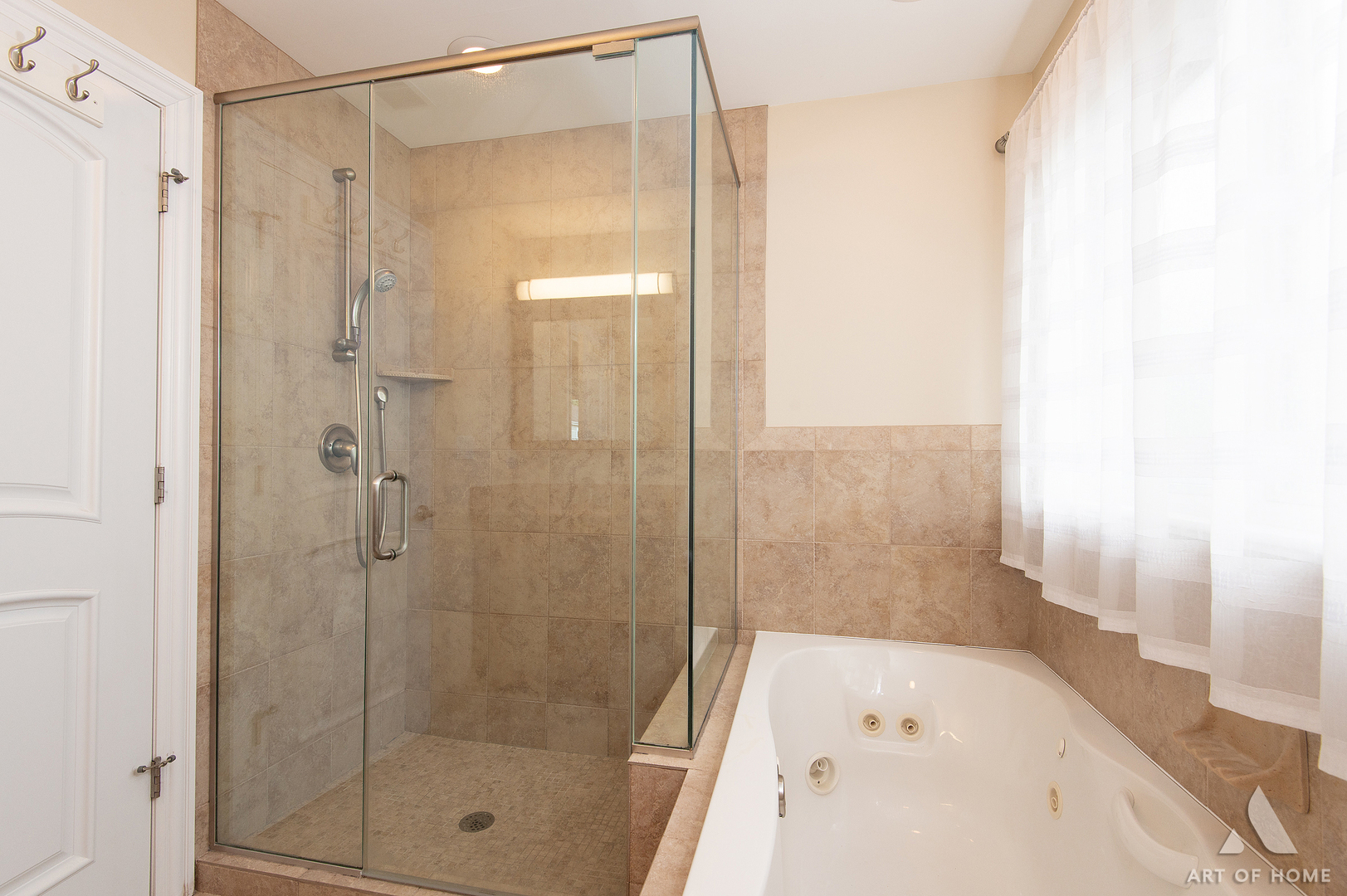 3456 N Pioneer Avenue Property Photo 16