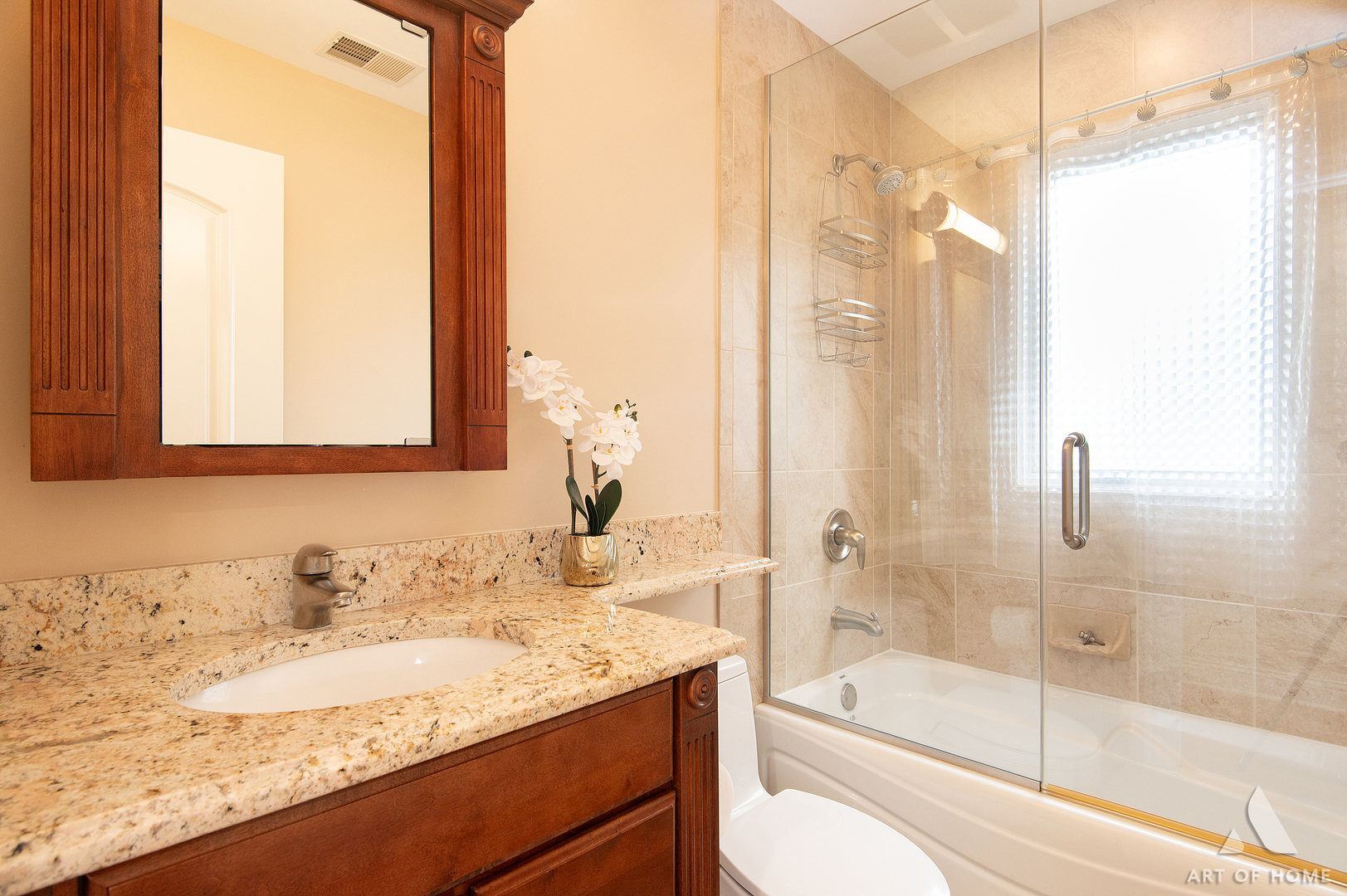 3456 N Pioneer Avenue Property Photo 19