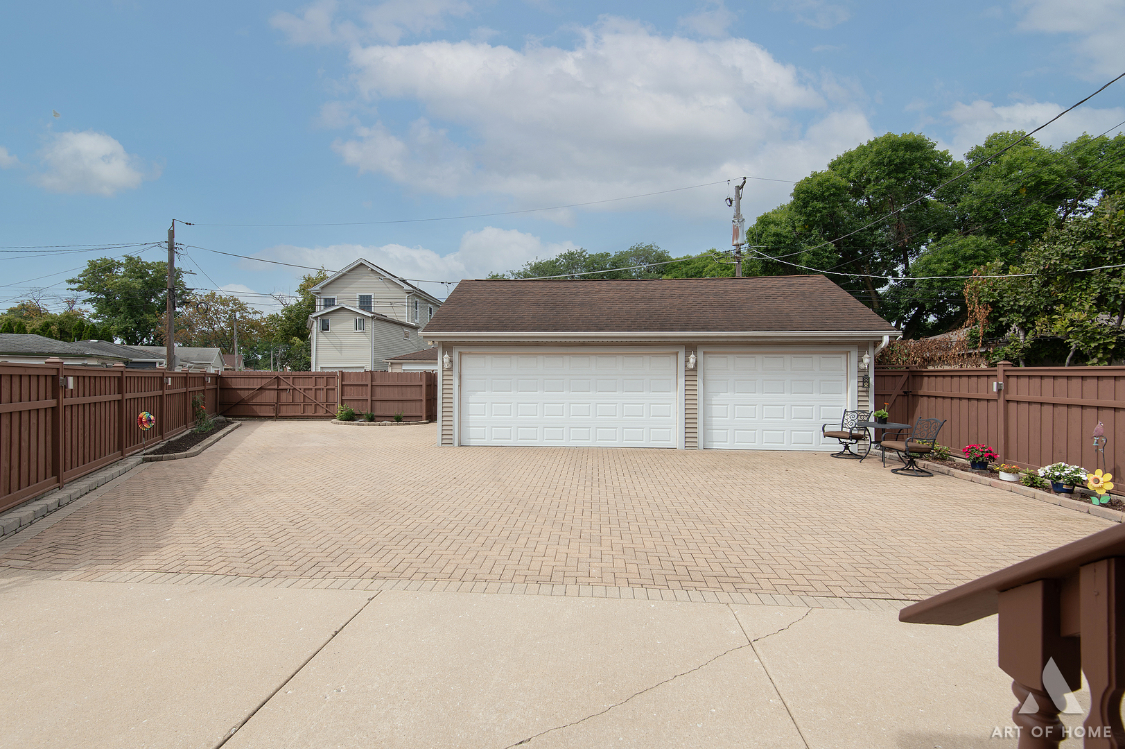 3456 N Pioneer Avenue Property Photo 30