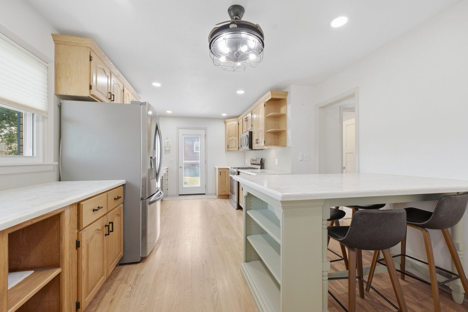 314 Oak Street Property Photo 4