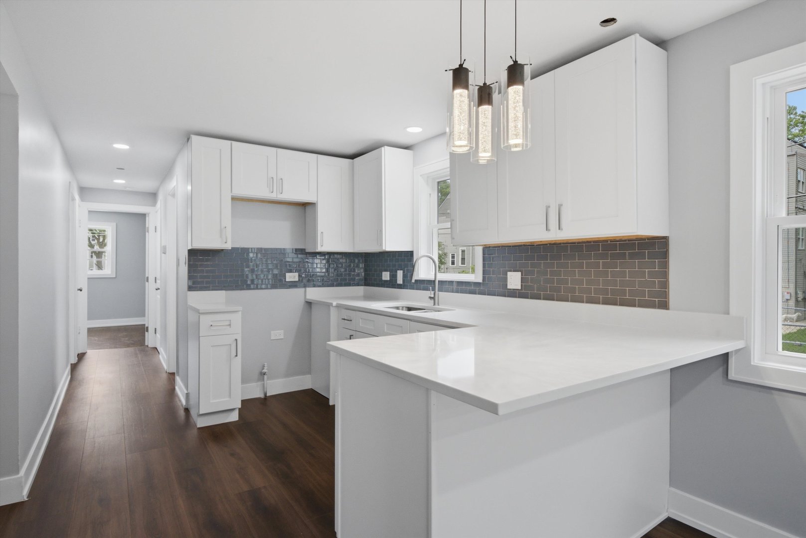 2016 W 52nd Street Property Photo 7
