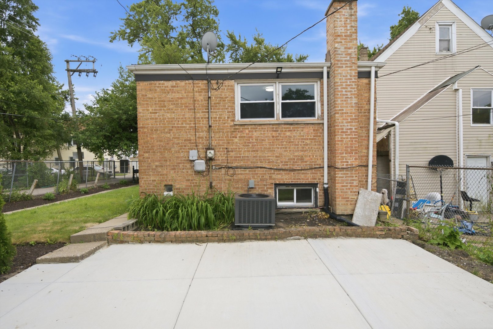 2016 W 52nd Street Property Photo 24