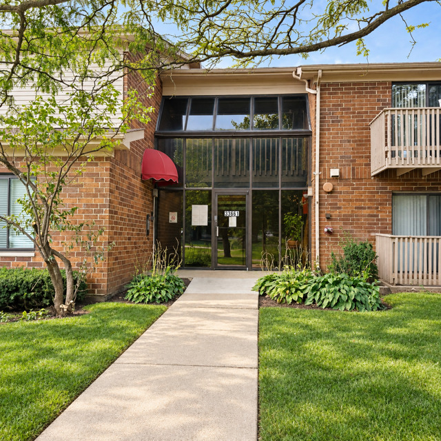33661 N Royal Oak Lane 105 Property Photo 1