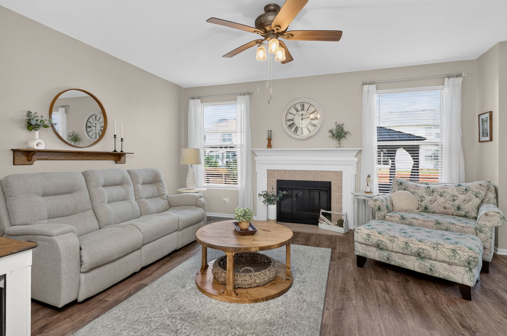 1502 Roth Drive Property Photo 3