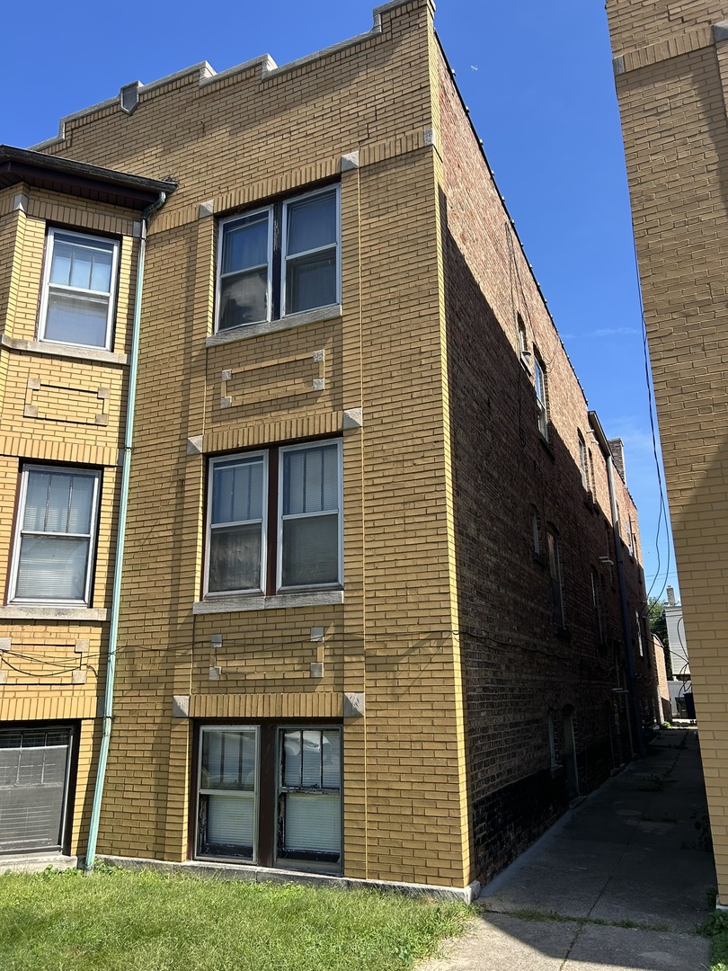 1931 Scoville Avenue Property Photo 2