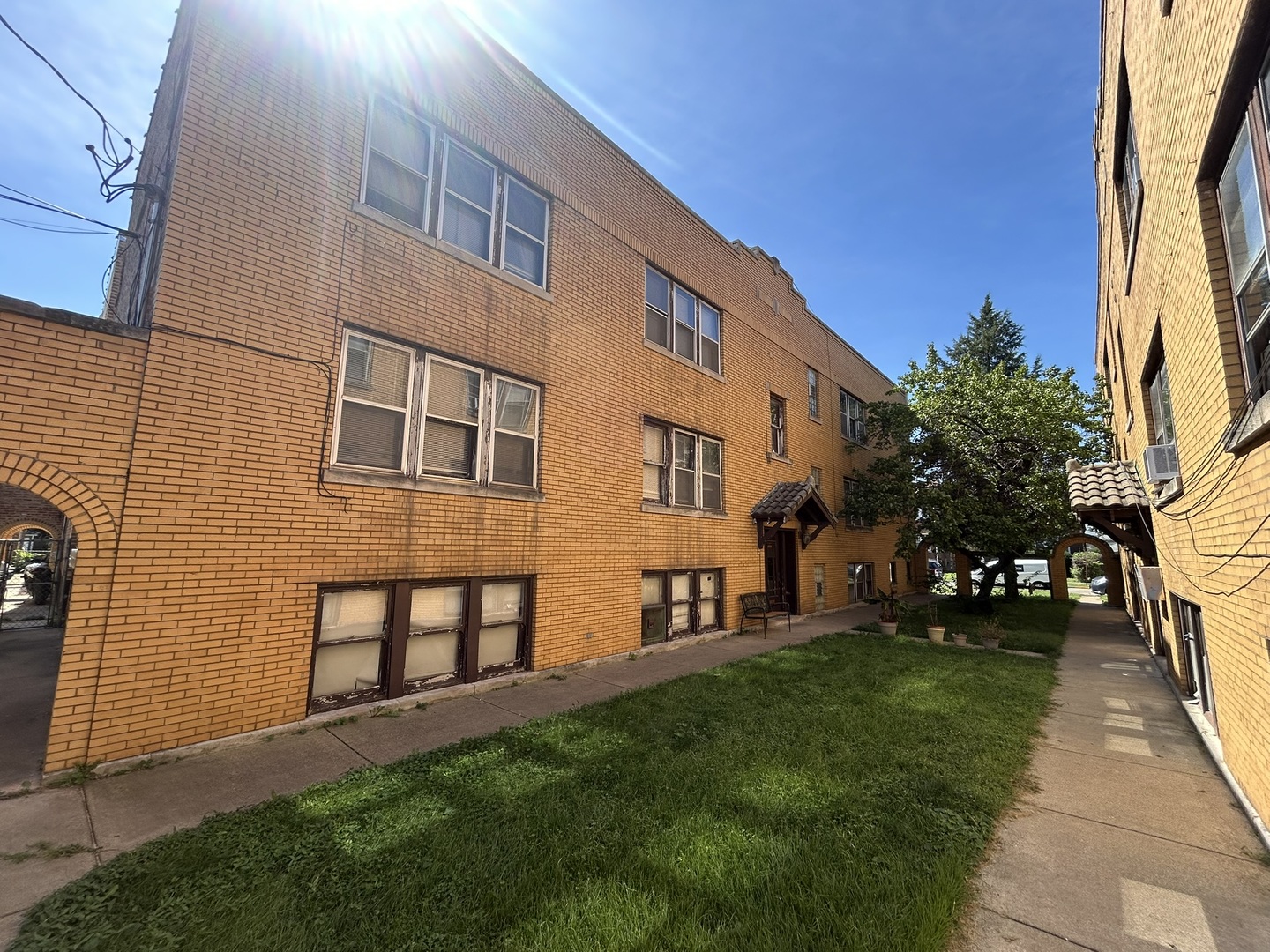 1931 Scoville Avenue Property Photo 11