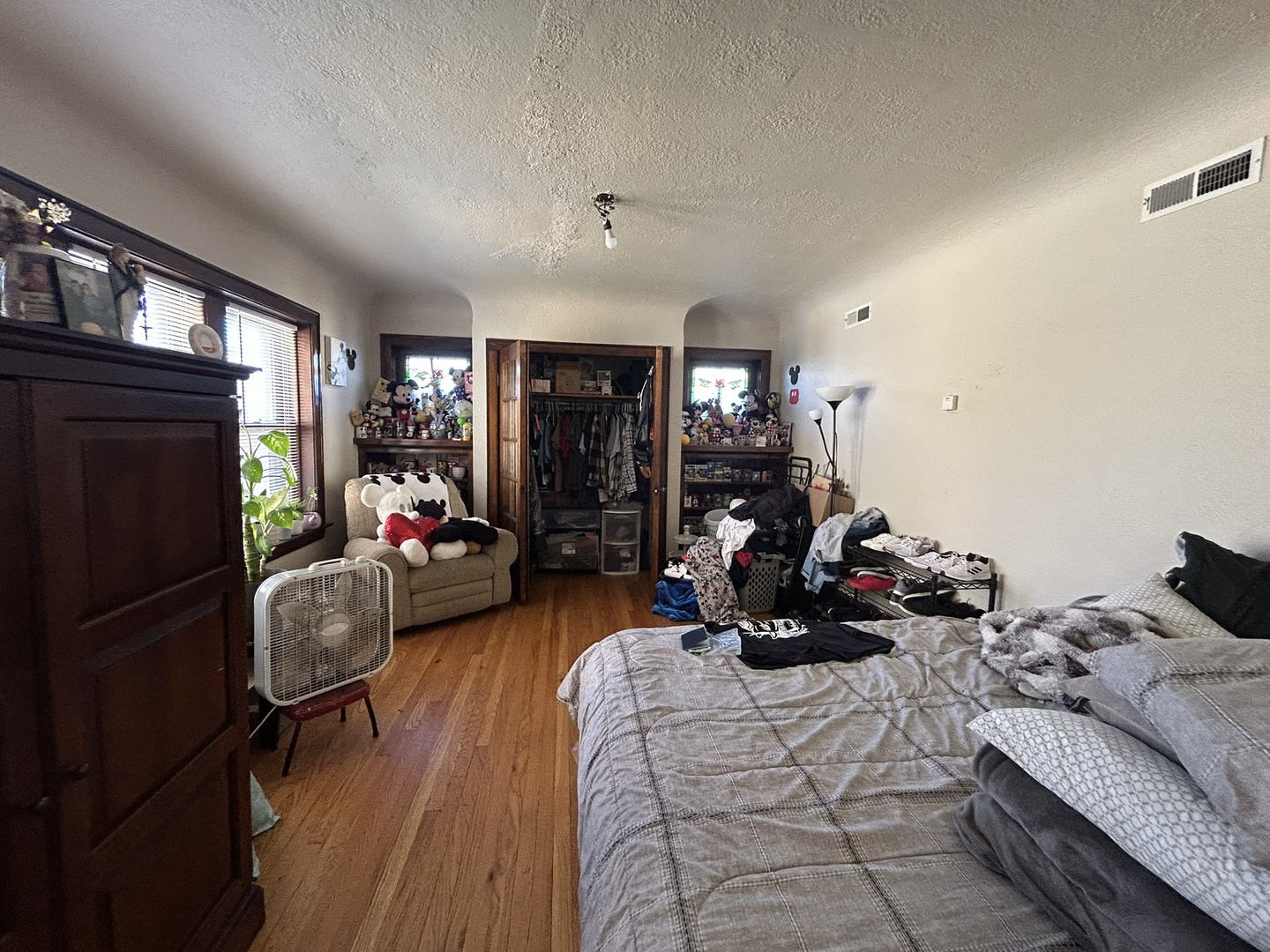 1931 Scoville Avenue Property Photo 16