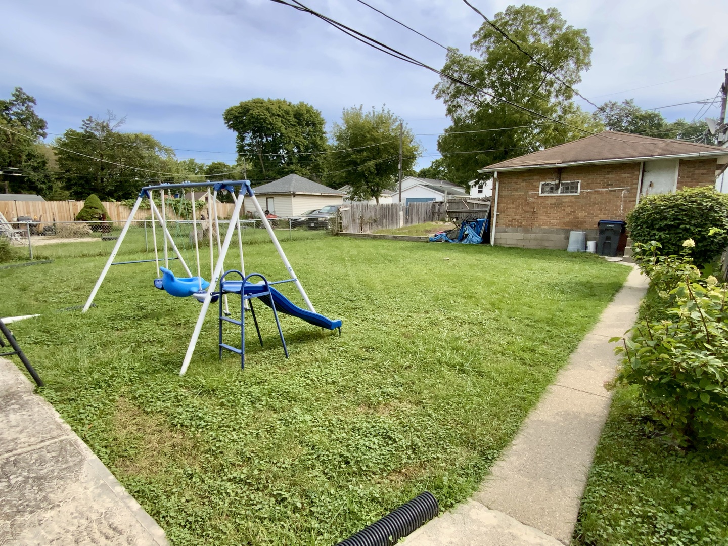 909 Prescott Street Property Photo 2
