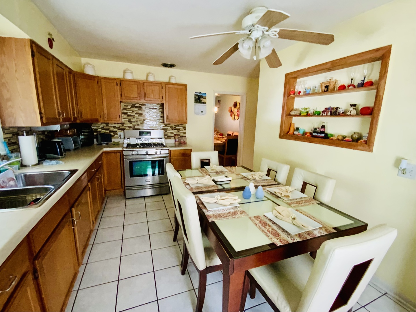 909 Prescott Street Property Photo 3