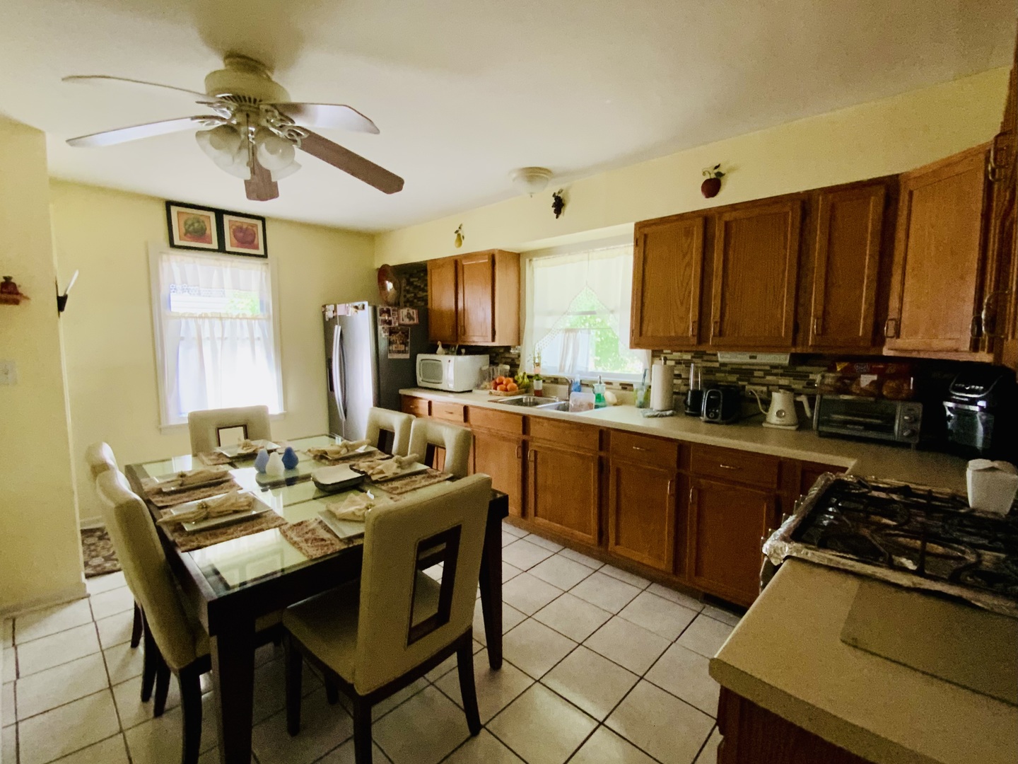 909 Prescott Street Property Photo 5