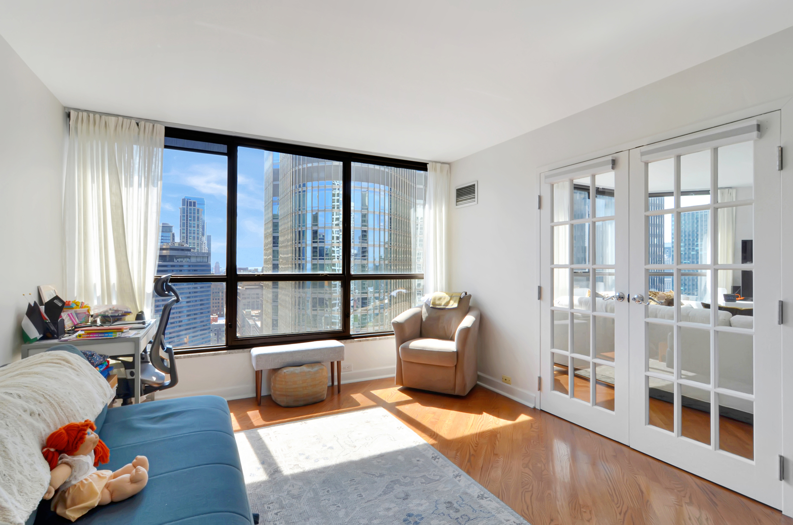 405 N Wabash Avenue 3204 Property Photo 17