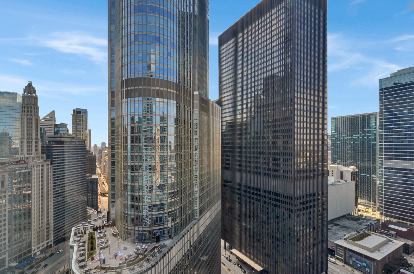 405 N Wabash Avenue 3204 Property Photo 23