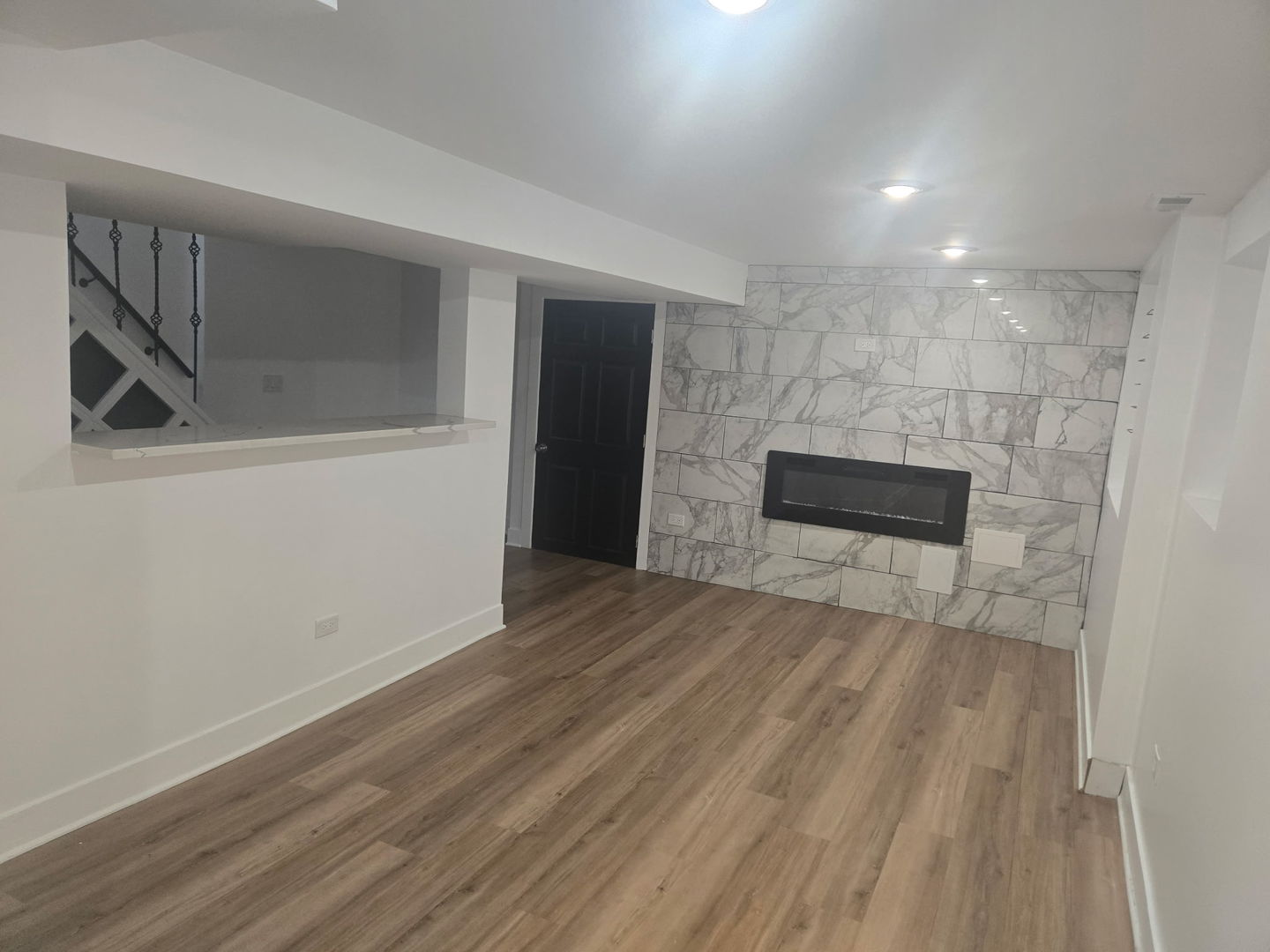 7309 S Green Street Property Photo 7