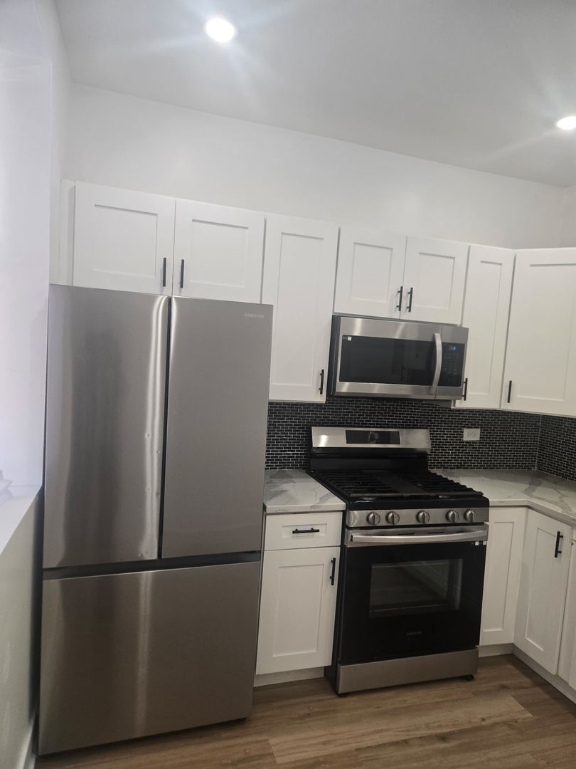 7309 S Green Street Property Photo 15