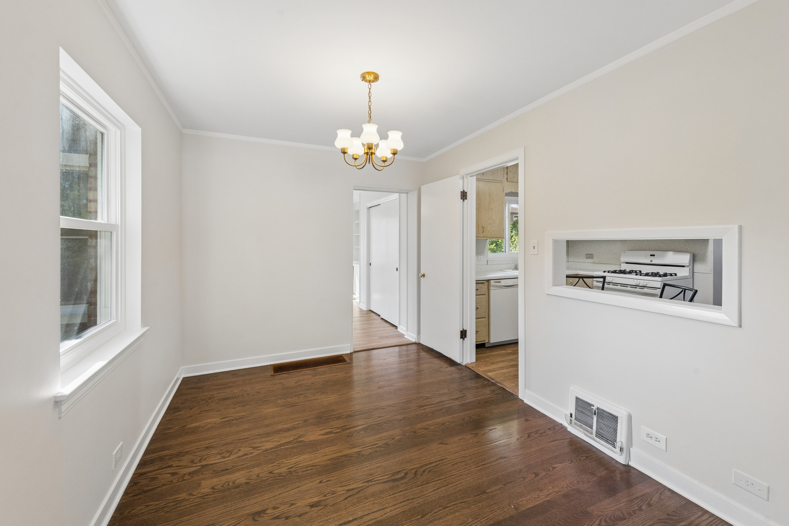 5321 Carol Street Property Photo 6