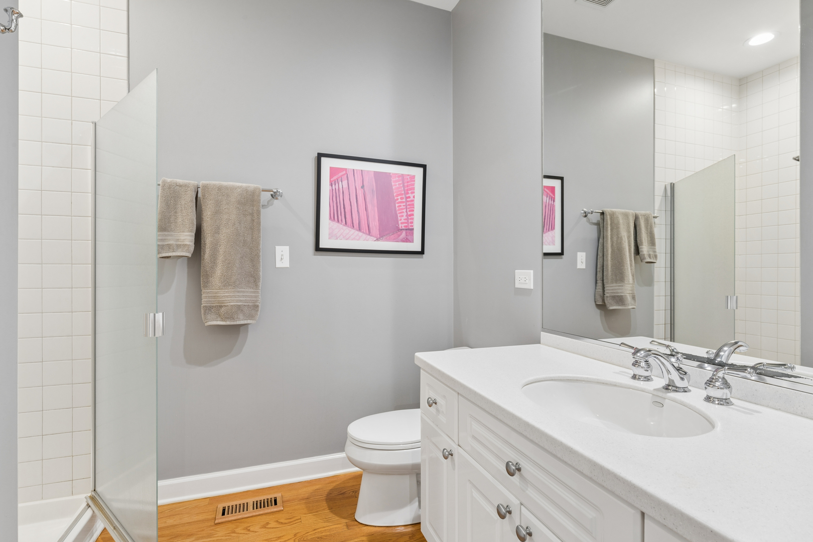 1351 W Altgeld Street 4i Property Photo 8