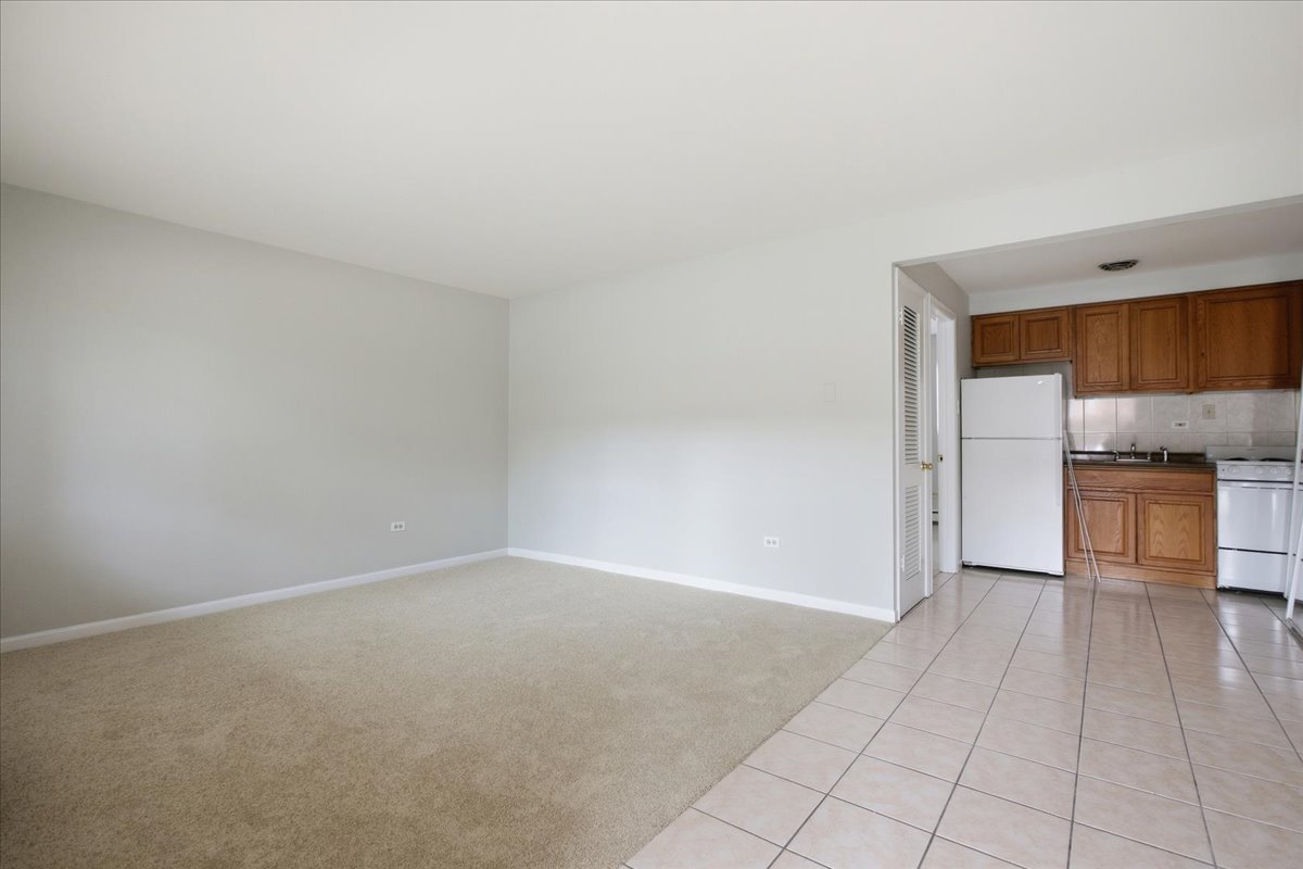 6256 W 64th Place 102 Property Photo 2