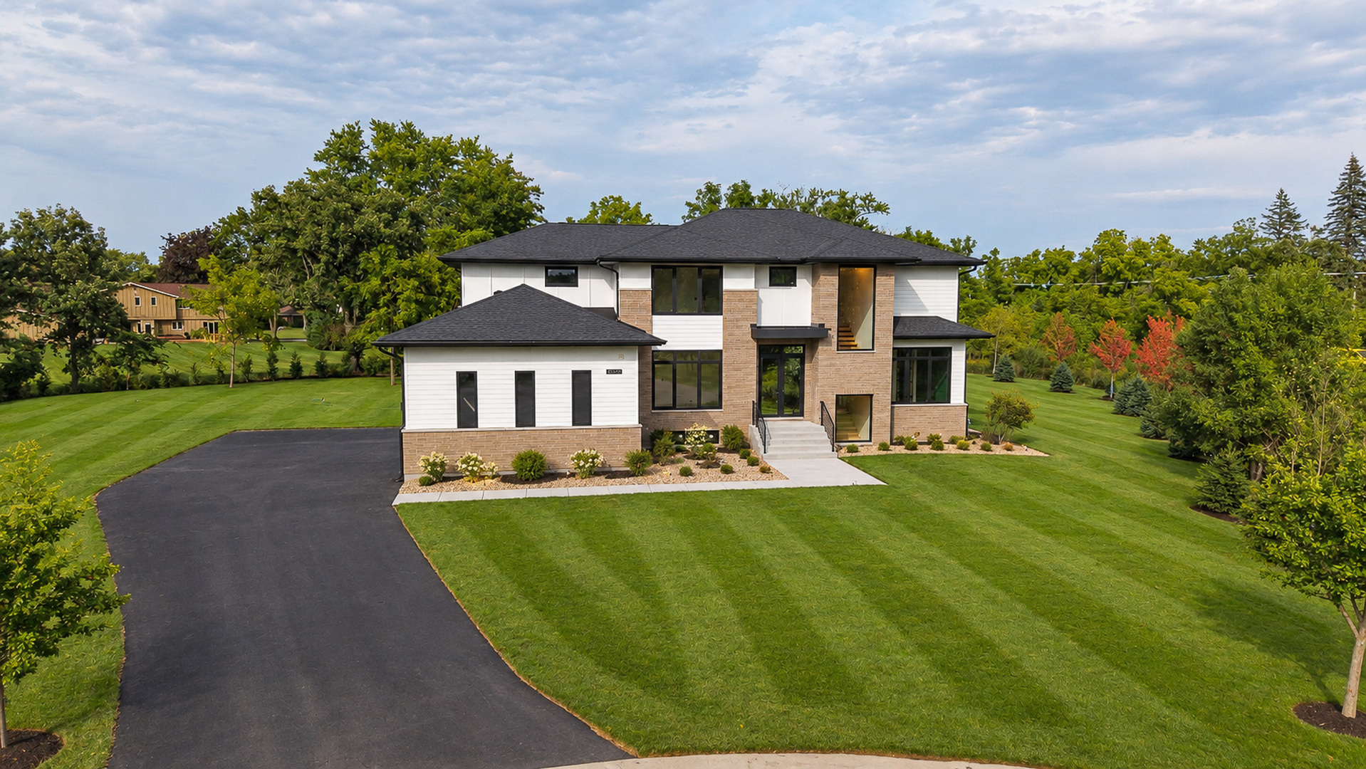23589 N Owl Court Property Photo 1