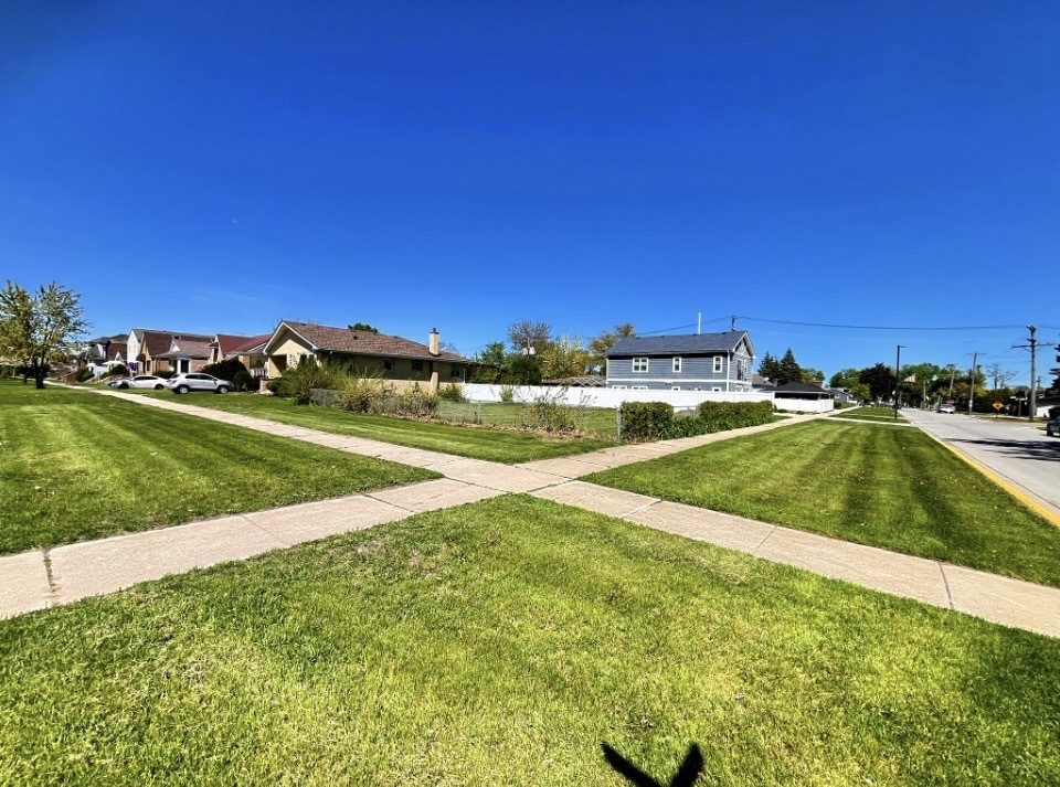 6910 43rd Street Property Photo 1