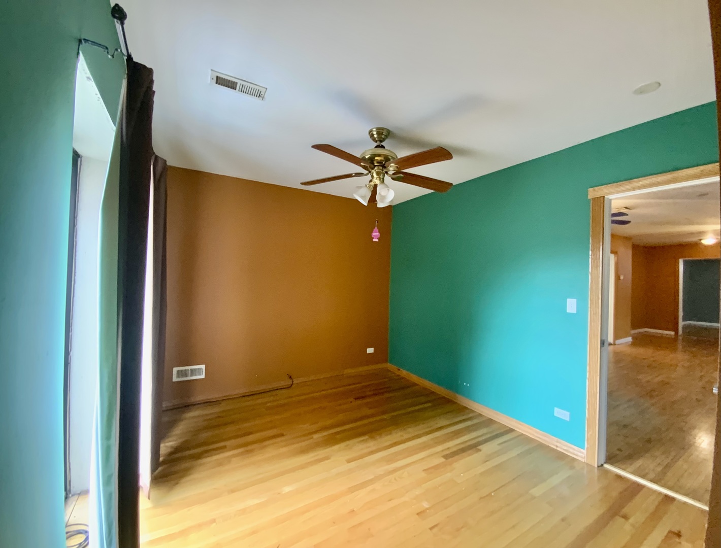 4351 N Western Avenue 2re Property Photo 6