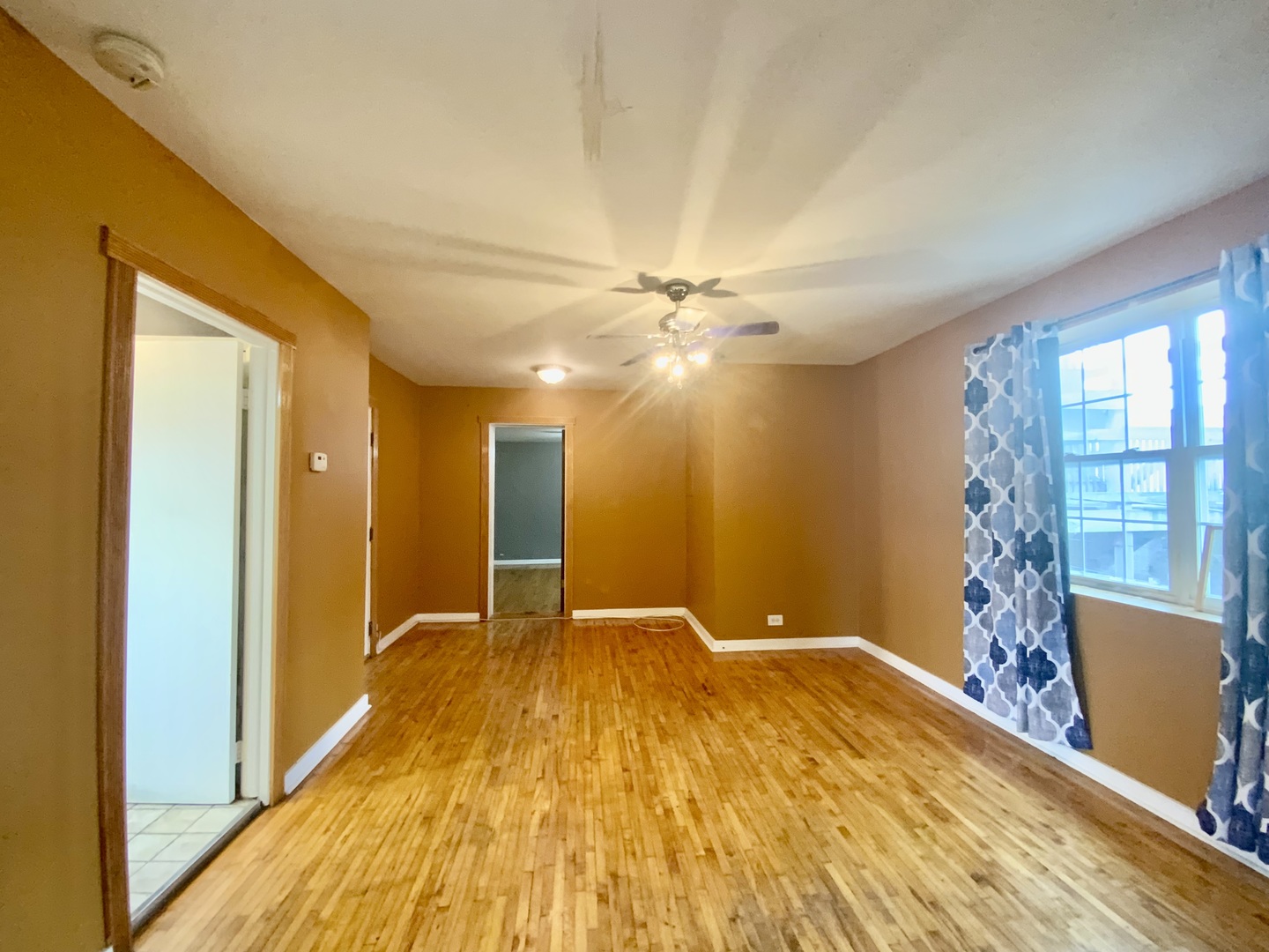 4351 N Western Avenue 2re Property Photo 10