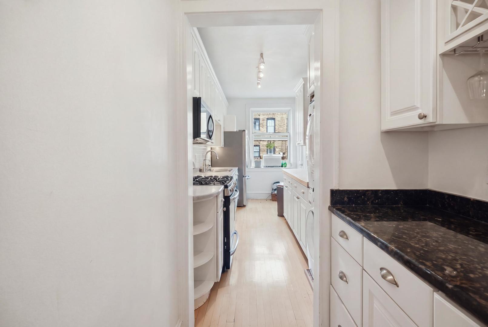 826 Judson Avenue 2 Property Photo 2