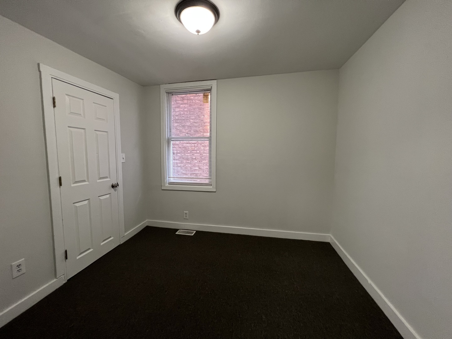 1151 W 19th Street Property Photo 11