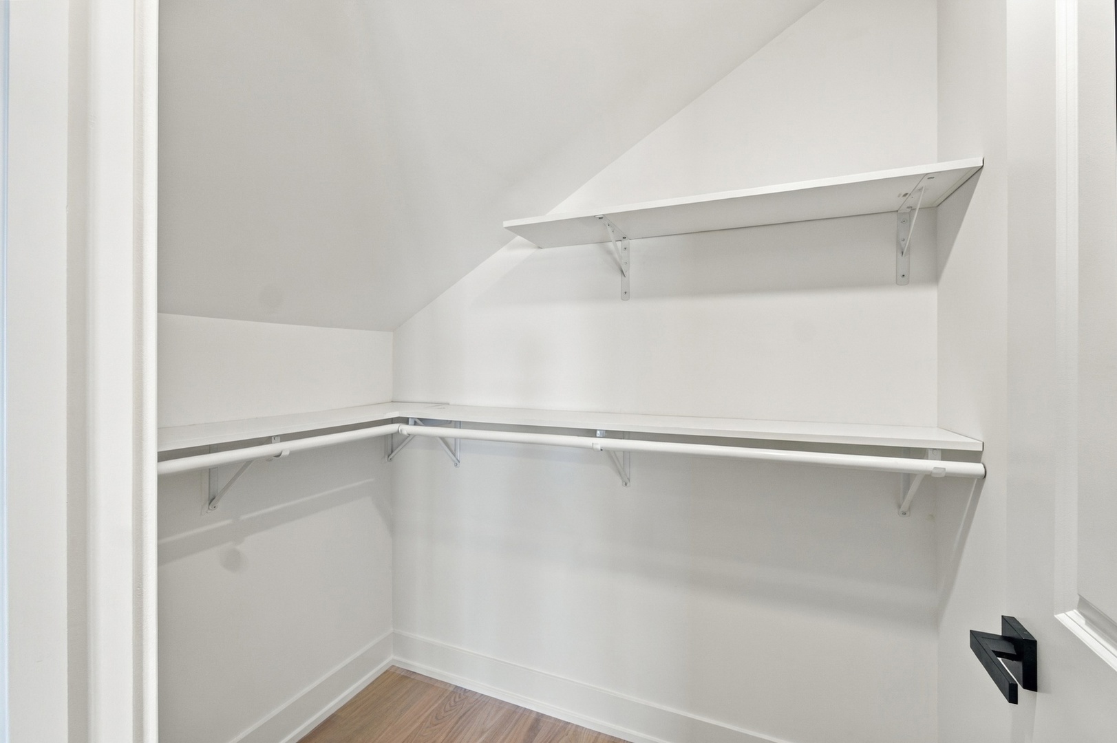 8612 Mcvicker Avenue Property Photo 32