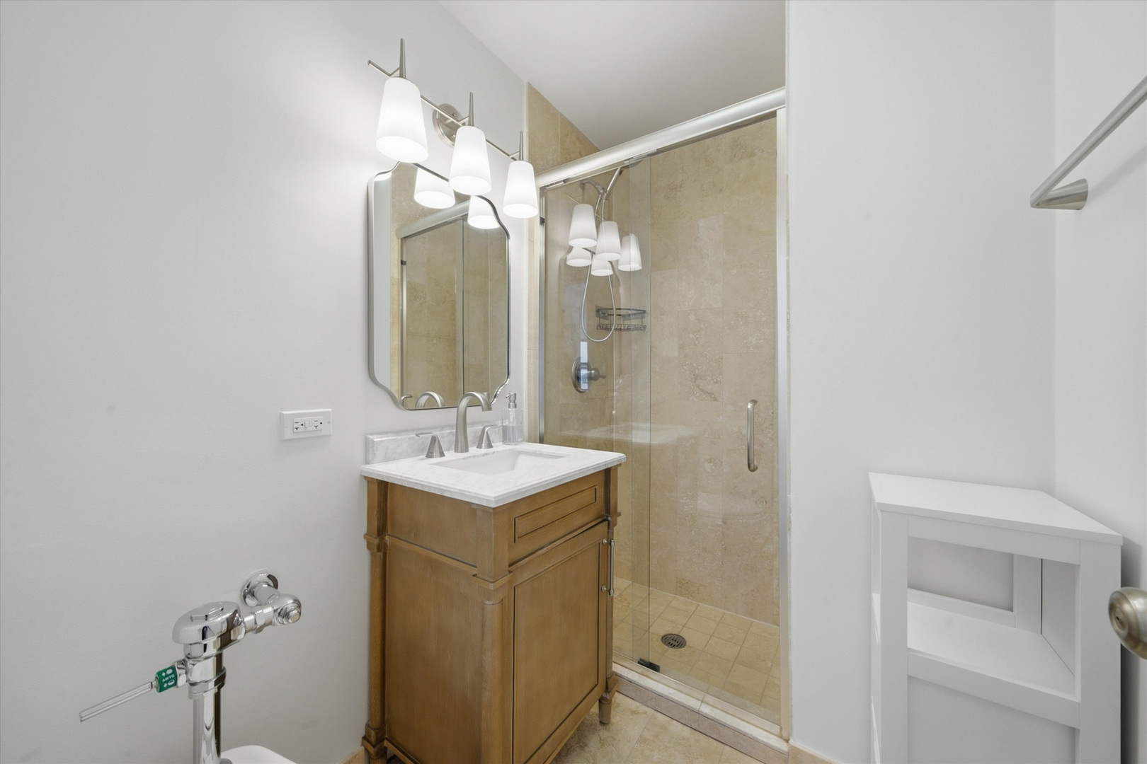 222 E Pearson Street 1901 Property Photo 23