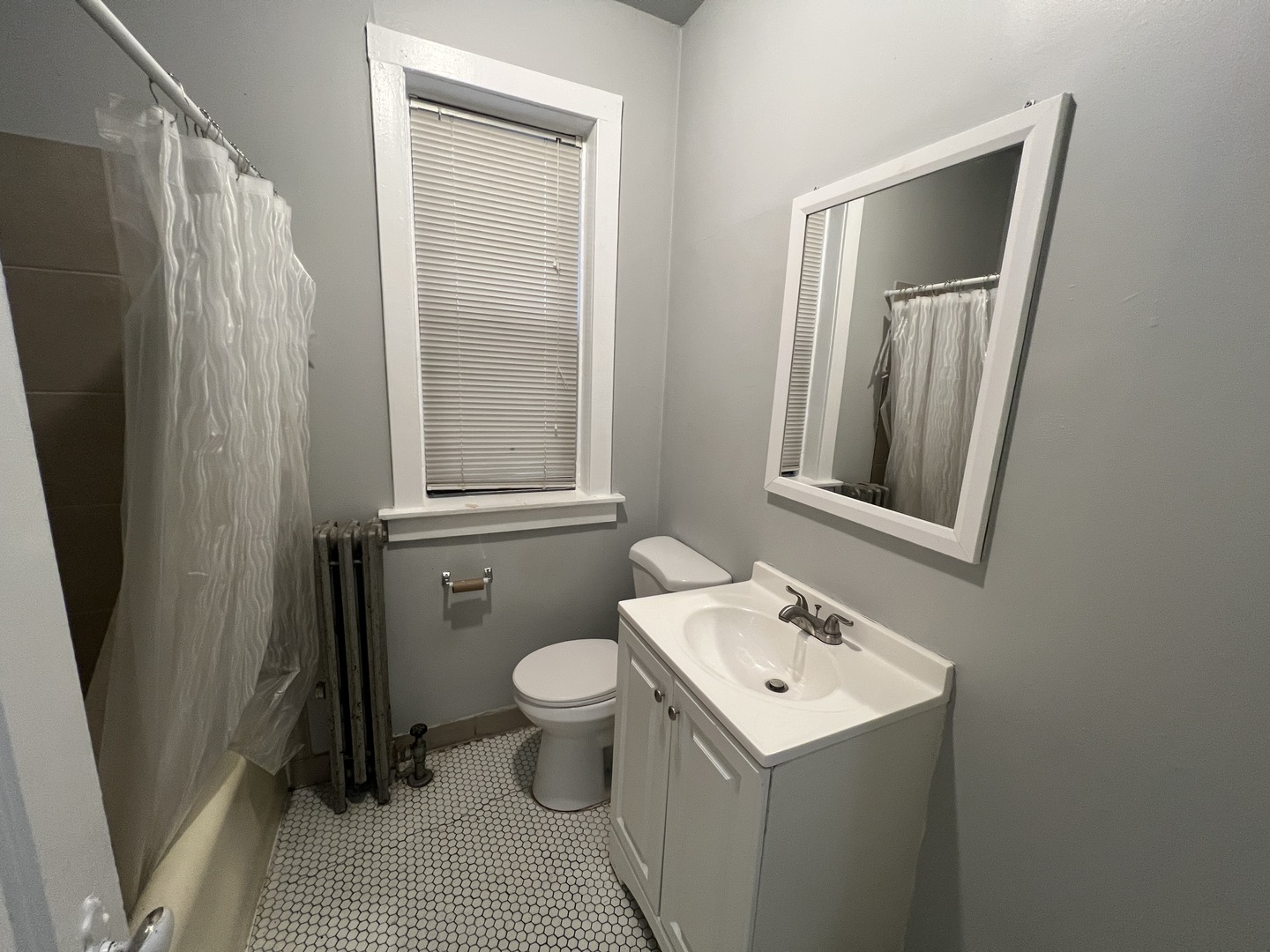 1441 W 93rd Street 2 Property Photo 5