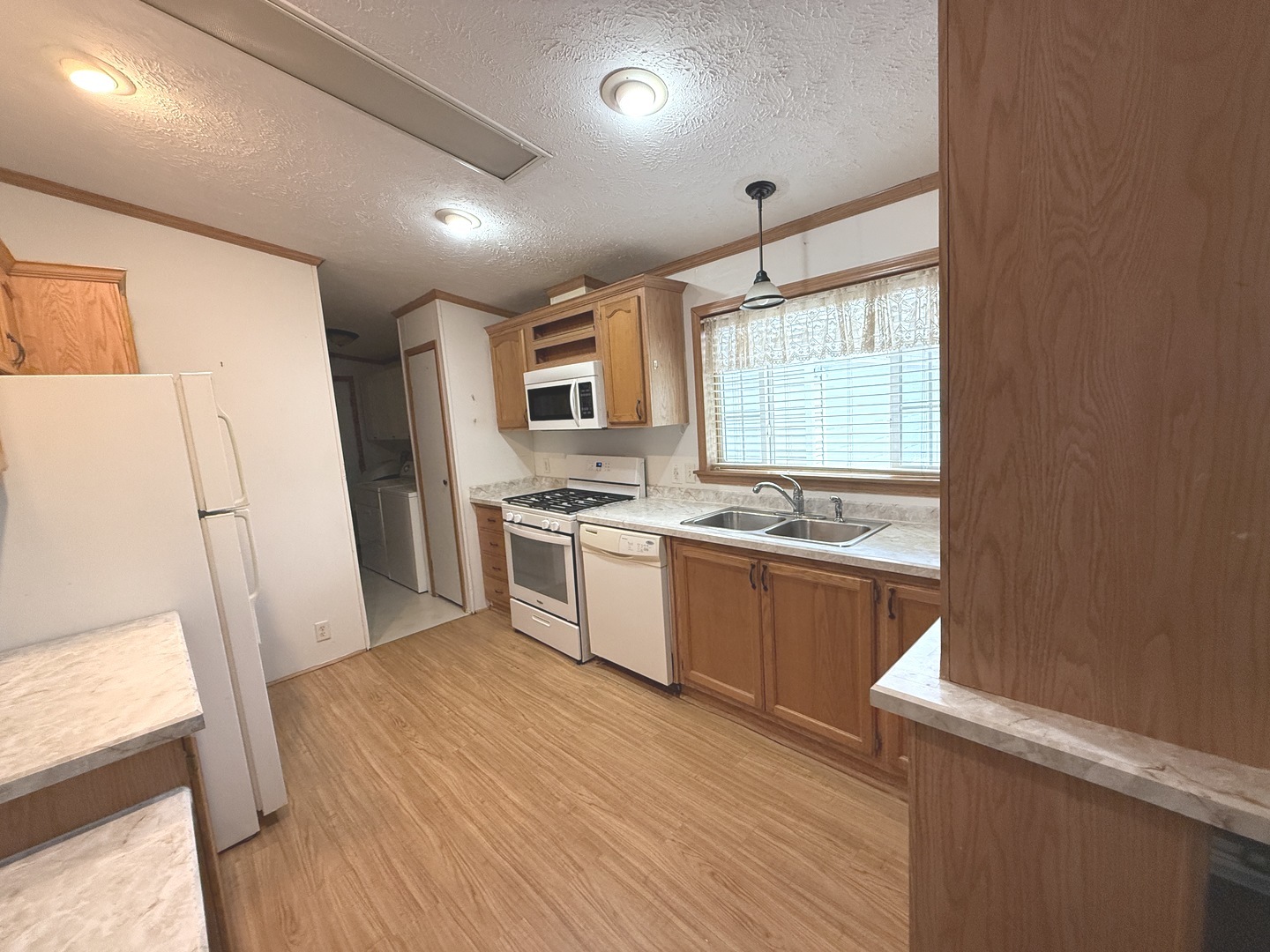 23001 S Cog Hill Lane Property Photo 4