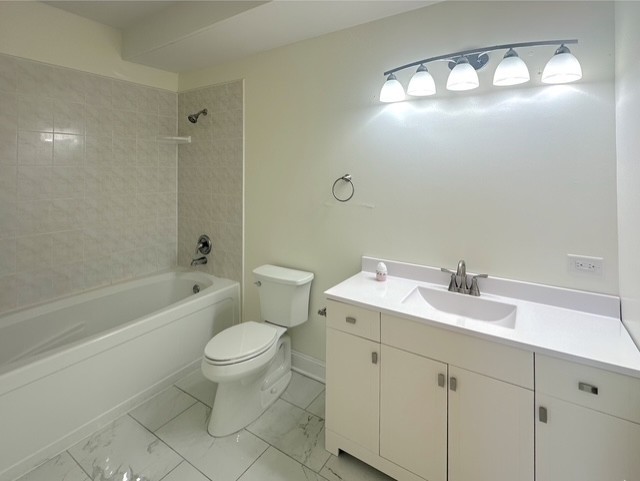 2741 W Congress Parkway 3e Property Photo 5