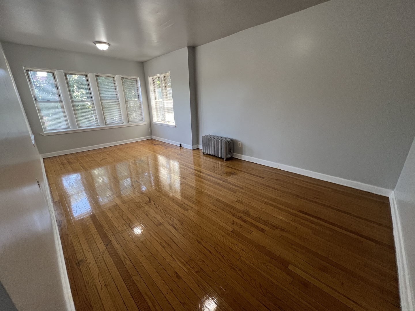 6802 S Clyde Avenue 3 Property Photo 2