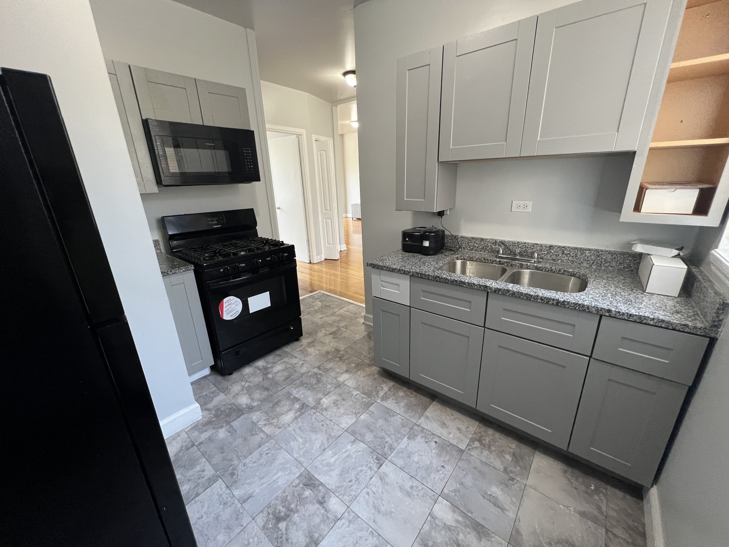 6802 S Clyde Avenue 3 Property Photo 5